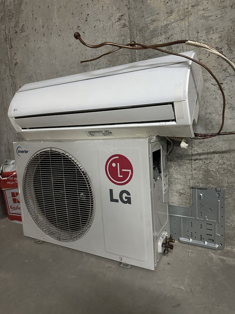 Климатик LG S12AA