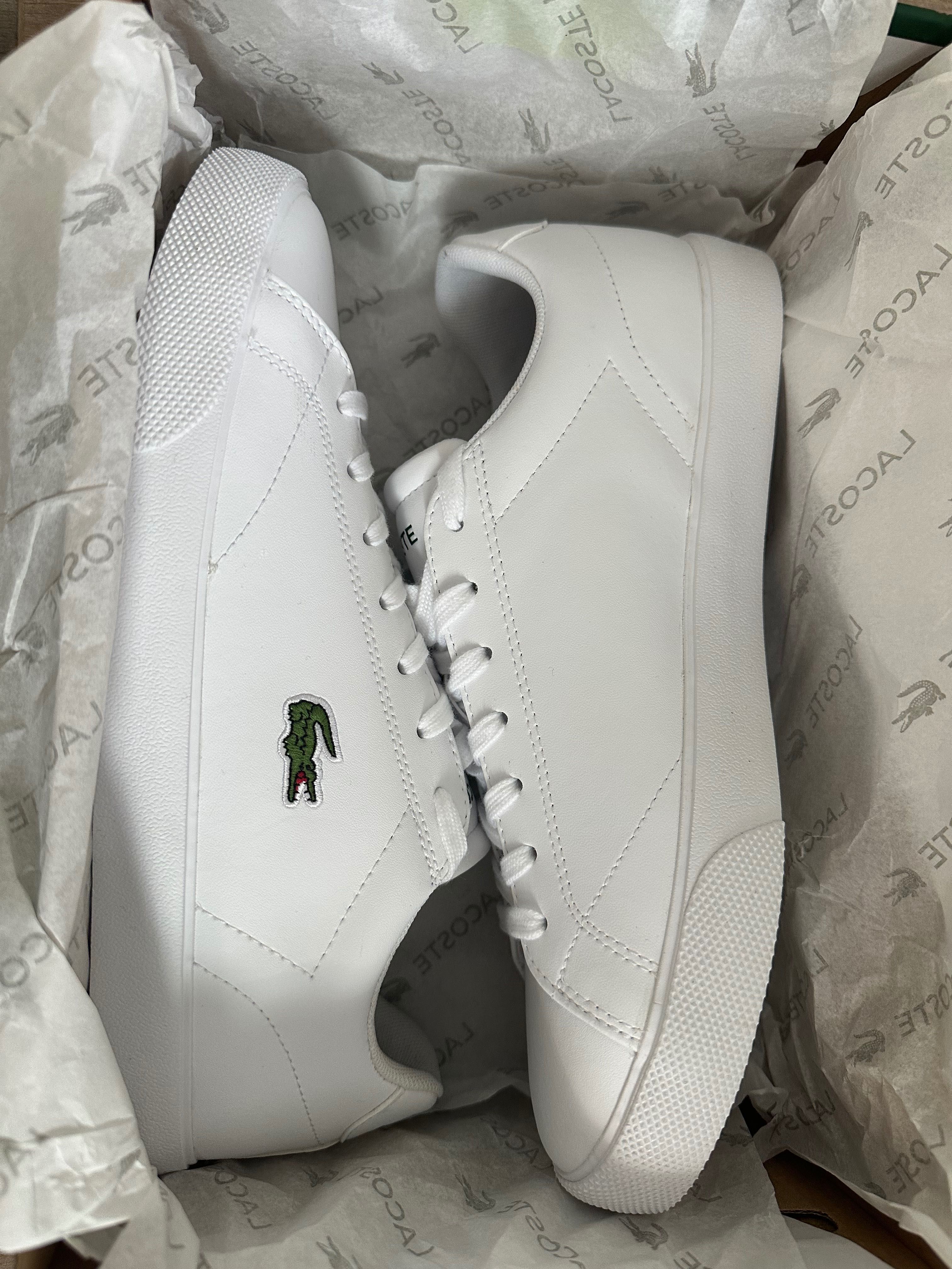 Чисто нови обувки Lacoste