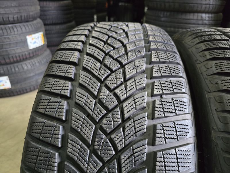 285/40/20//255/45/20 GOODYEAR
