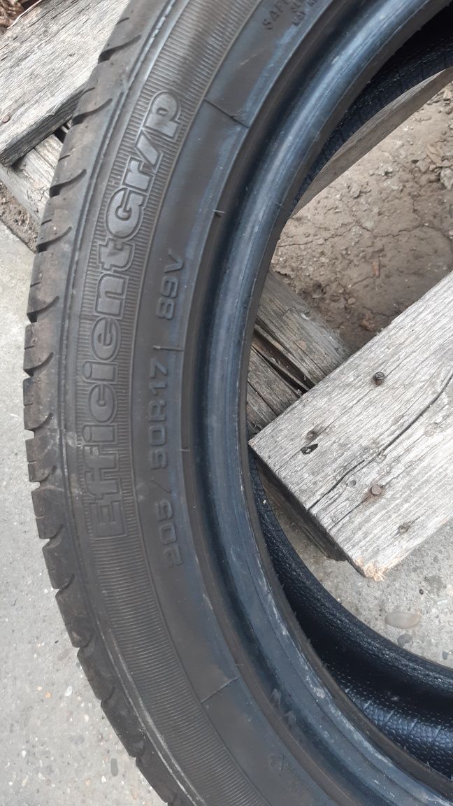 4 anvelope 205/50r17 vară Goodyear preț 210 lei bucata