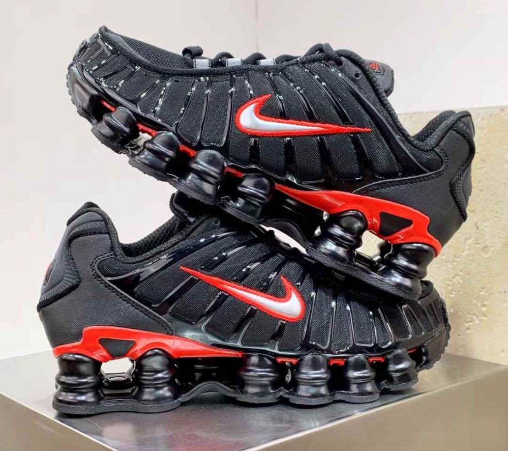 Нови мъжки маратонки Nike Air Max Shox TL black red