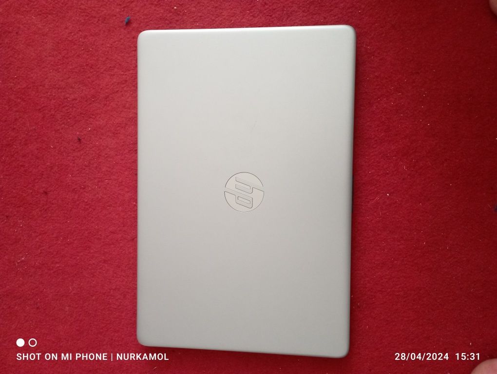HP core i3 Noutbuk