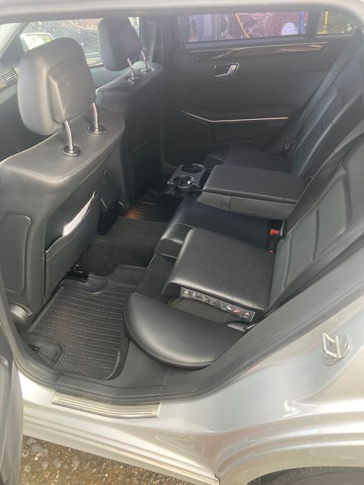 Mercedes E200 7 locuri 7 Gtronic