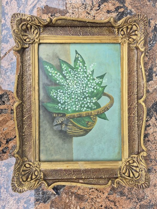 Vând tablou rama coṣ lacramioare pentru decor din perioada Comunista