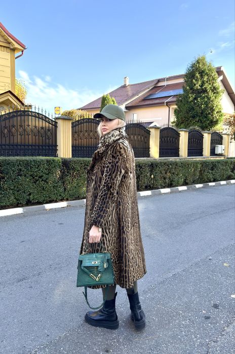 Haină din blană naturală de Ocelot ( leopard)