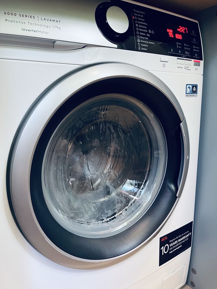 Пералня AEG 6000 LavaMat 7 кг