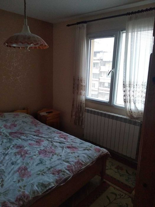 Продава се Двустаен апартамент в Благоевград, Орлова чука - 63 кв.м за 1032 €/кв.м - Снимка #1