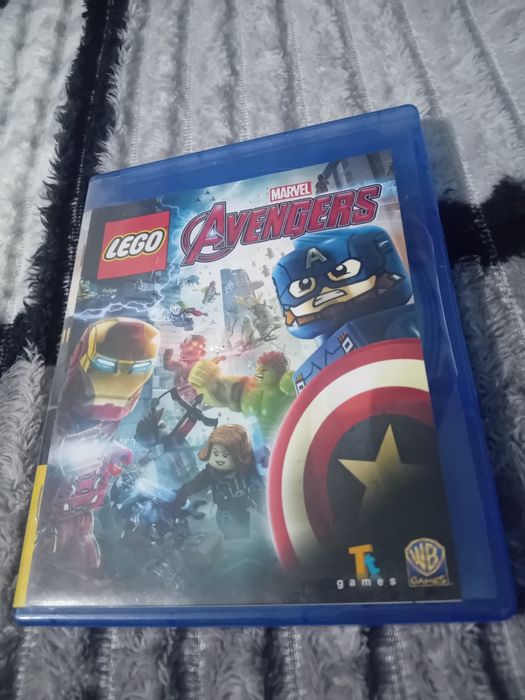 Vând cd Spiderman pentru ps 4