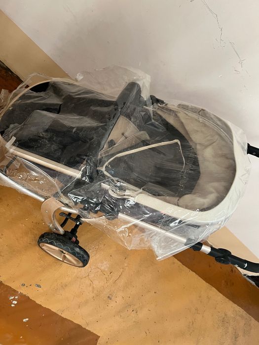 Коляска в хорошем состоянии