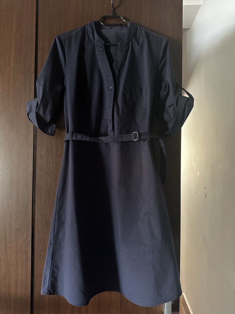 Rochie bleumarin cu maneca 3/4