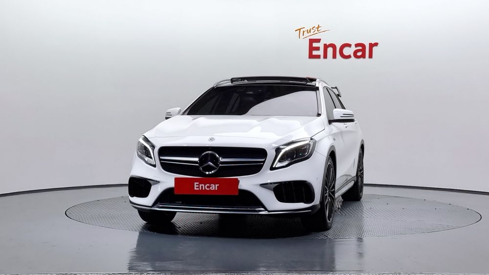 Mercedes-Benz GLA45 AMG 4MATIC