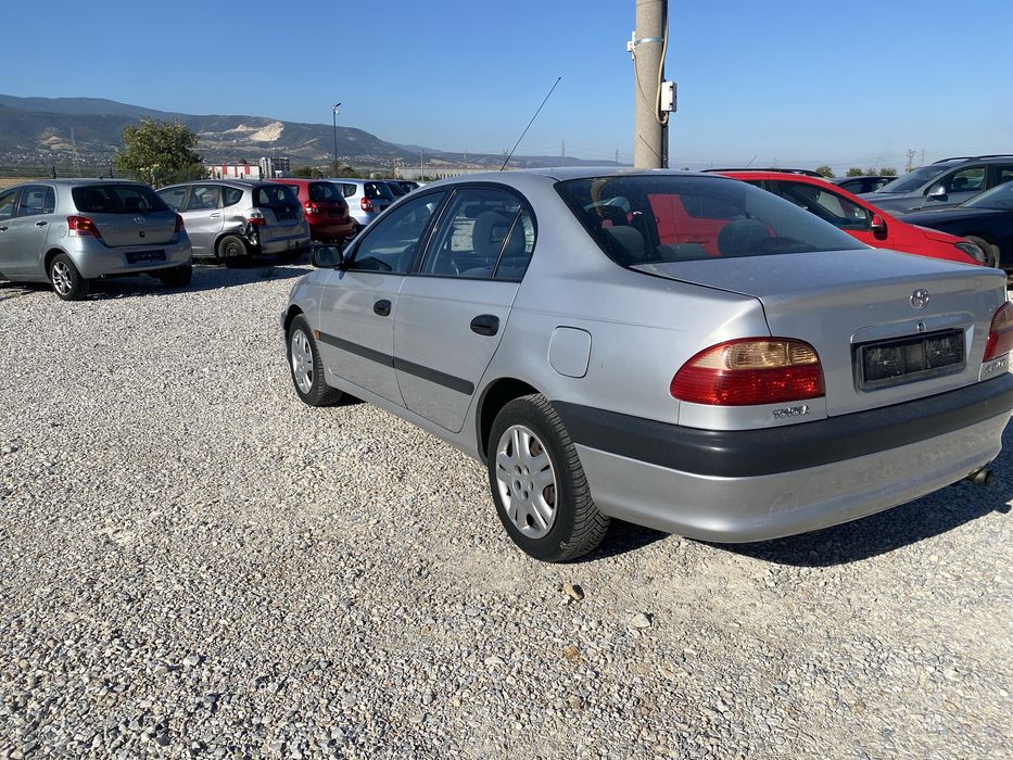 Тойота Авенсис 1.8 бензин 130кс на части