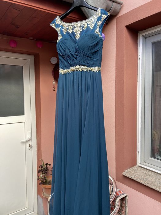 Rochie masura 36 noua potrivita pentru evenimente deisebite