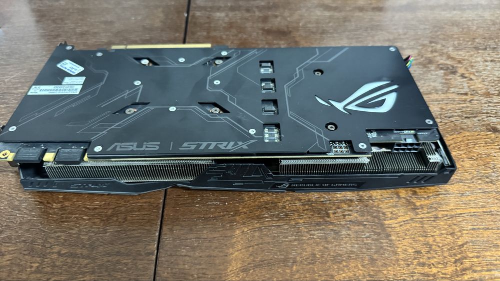 Видеокард сатыдады 1070 GTX ASUS