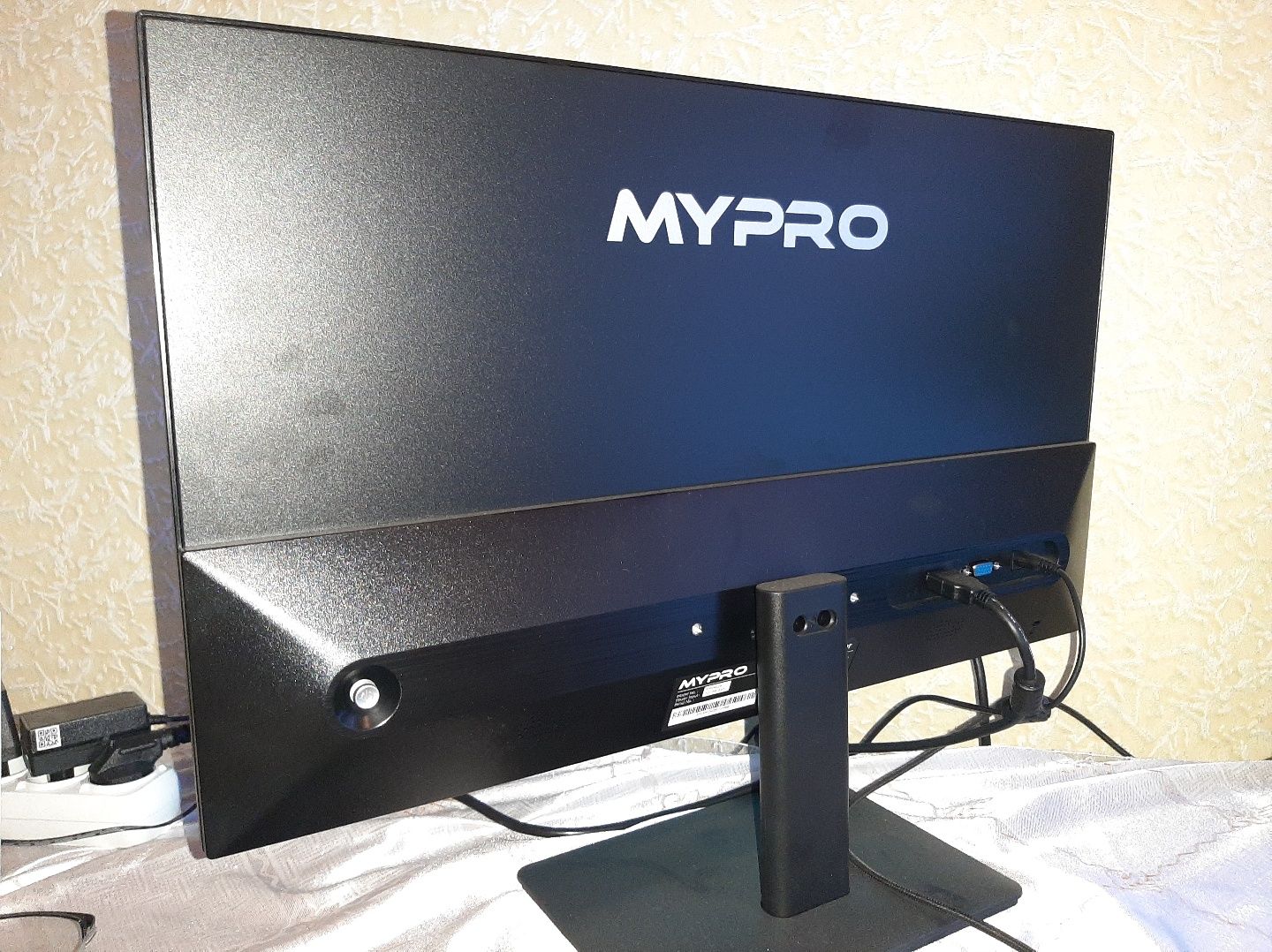 MYPRO manitor 100hz