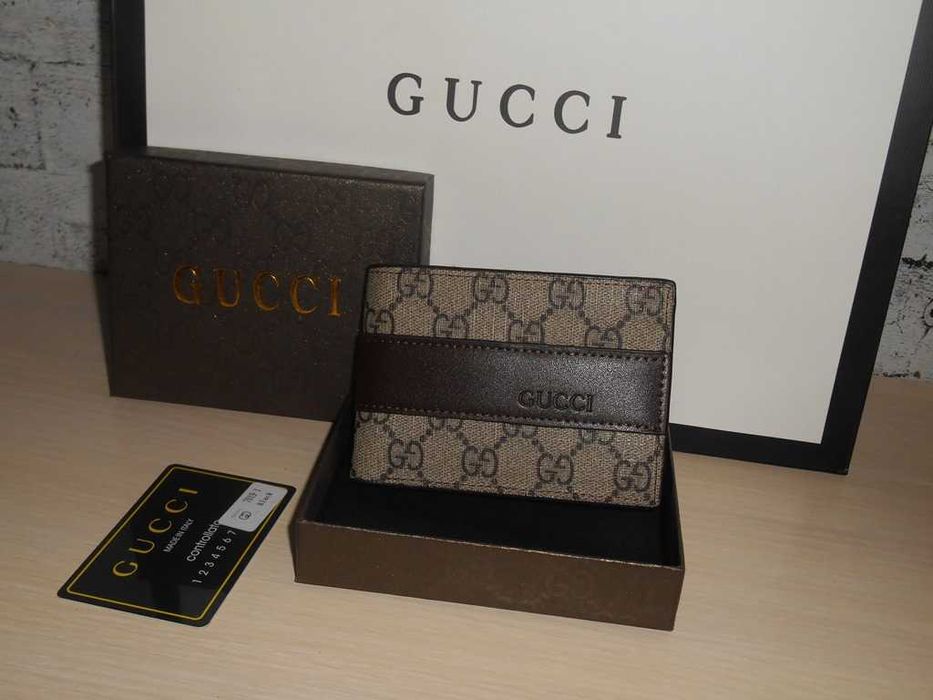 Portofel pentru bărbați Louis Vuitton 0322