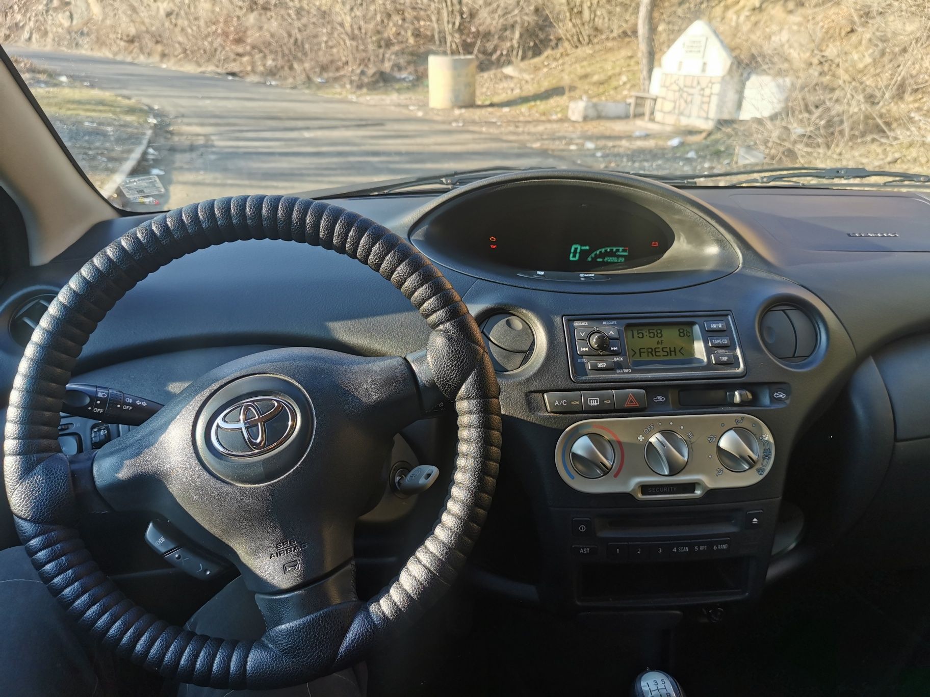 Toyota yaris 1.0