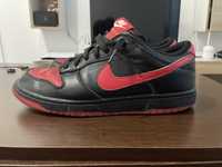 Nike Dunk Low black and red