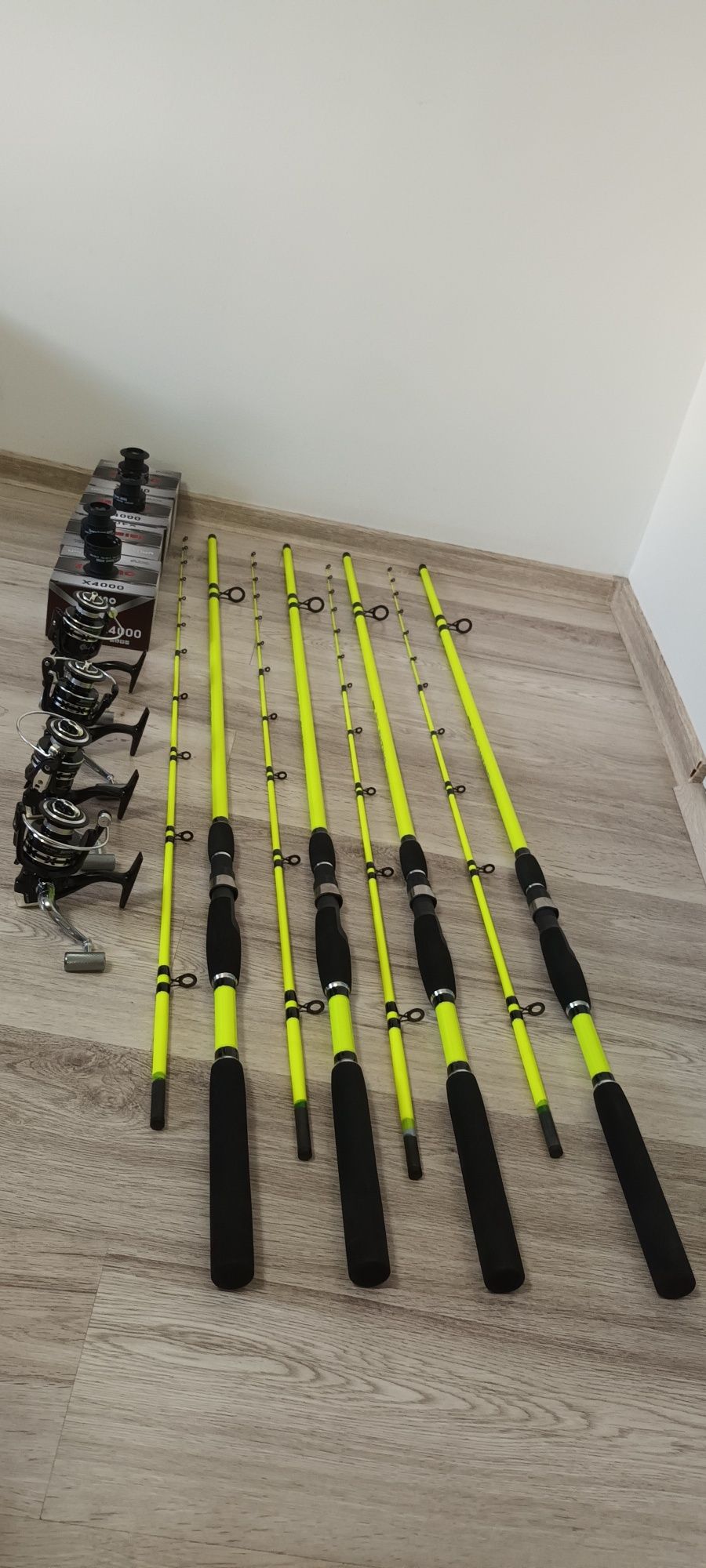 SET 4 Lansete Feeder 2.4m ROBINHAN Bolentino + 4 Mulinete X4000