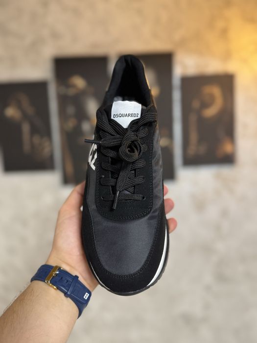 Adidasi Barbati Dsquared 2 Negru & Alb!