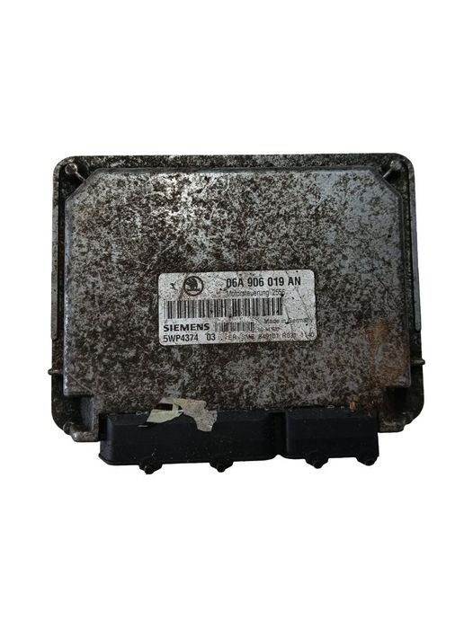 ECU modul/unitate de control motor SKODA OCTAVIA 1U2 1996 - 2010 1.6 AEH, AKL 06a906019an