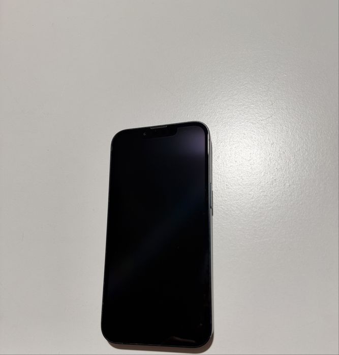 Iphone 13 като чисто нов midnight