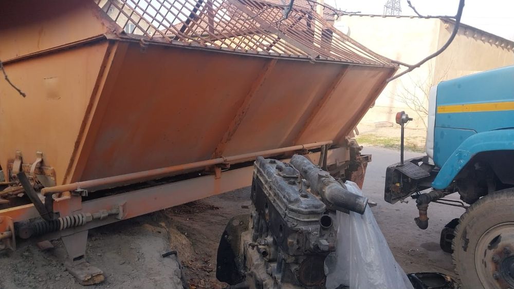 Пескоразбрасыватель на ЗИЛ