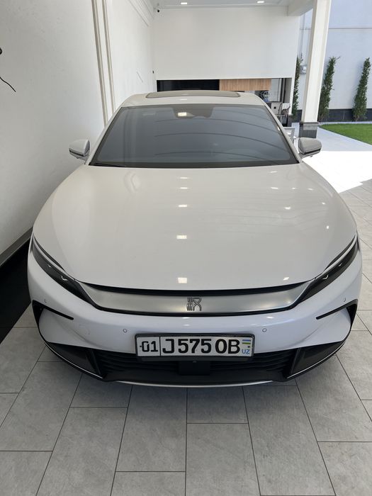 Byd Han 3.9 ligi 2022 yil 40000 km