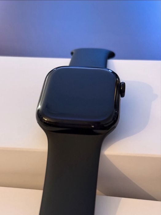 Apple Watch 10 GPS + Cellular Jet Black NOU