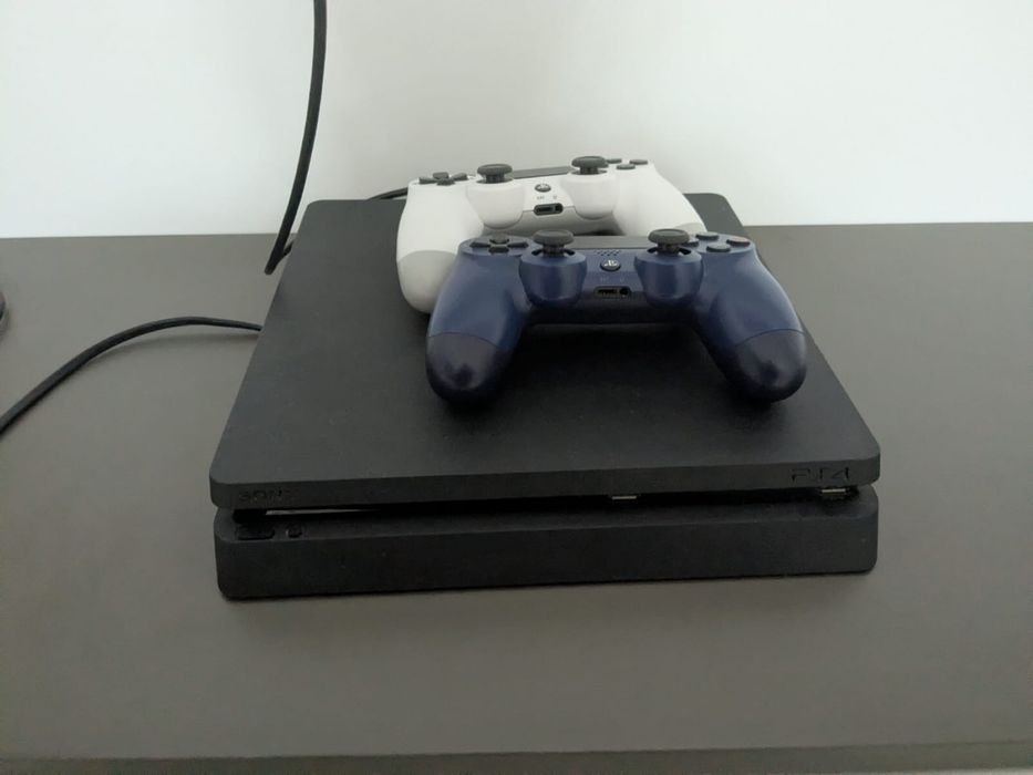Ps4 в хорошем состоянии