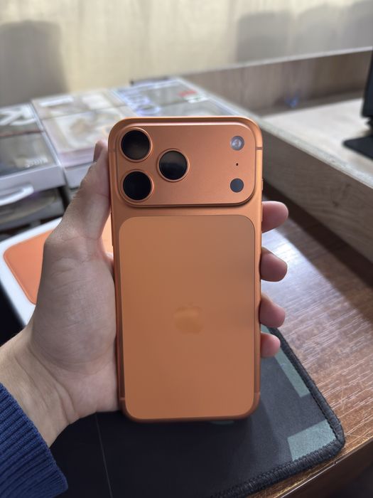 Срочно iphone 17 pro max 256gb orange