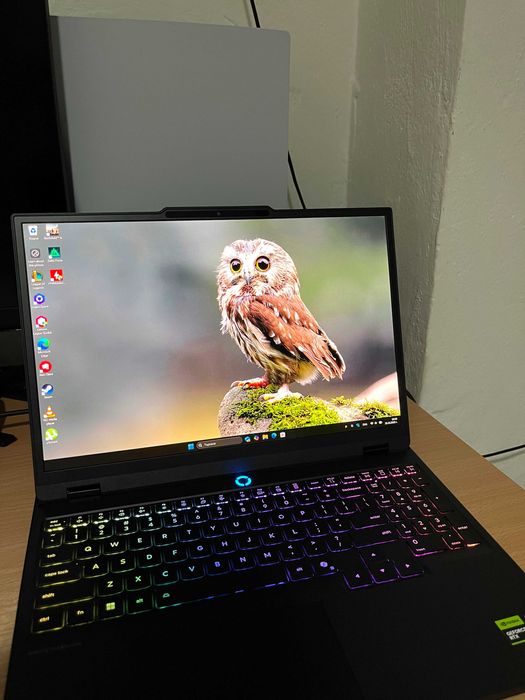 Lenovo Legion 5 15AKP10 /Ryzen AI 7 350/RTX 5070/32GB RAM/1TB NVME