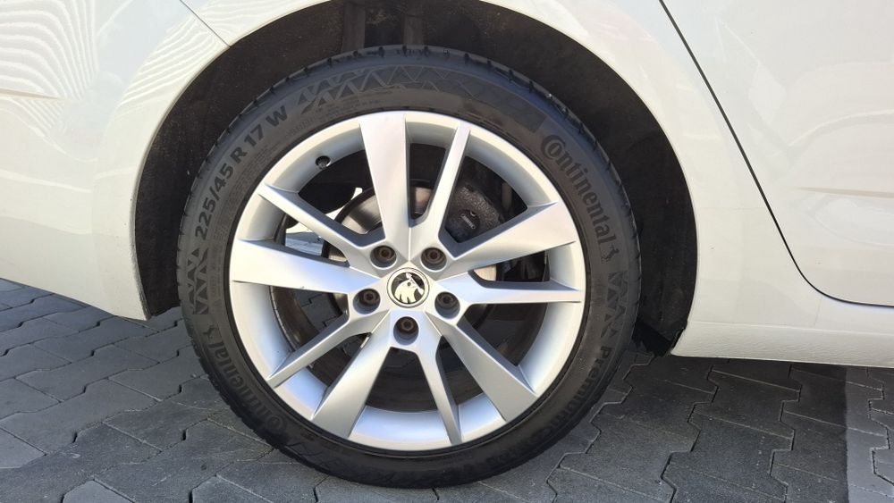 Skoda Octavia III 1.6 DSG STYLE