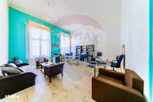 Studio spectaculos pe 2 niveluri în Palatul Neumann, exclusiv
