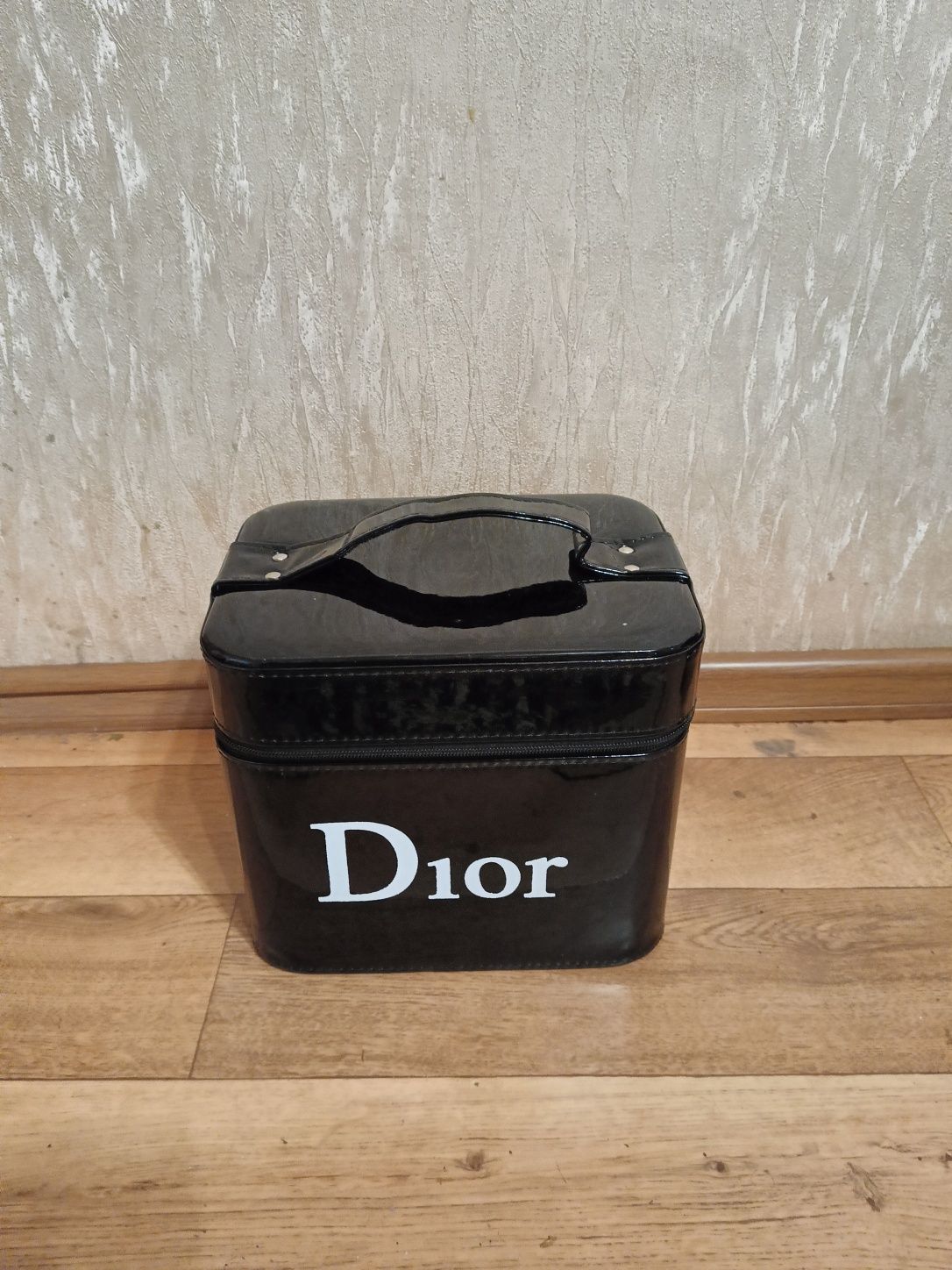 Косметичка кейс Dior