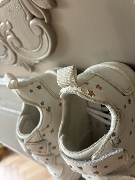 Adidași Zara mărimea 21