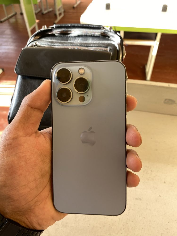 iPhone 13 pro.