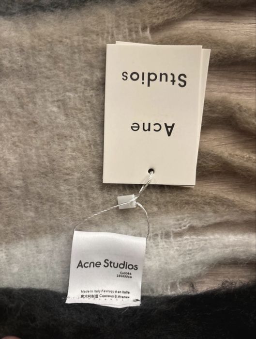 Fular Acne Studios