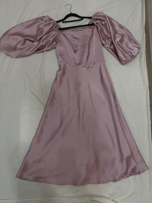 Женское красивое платье от Sense