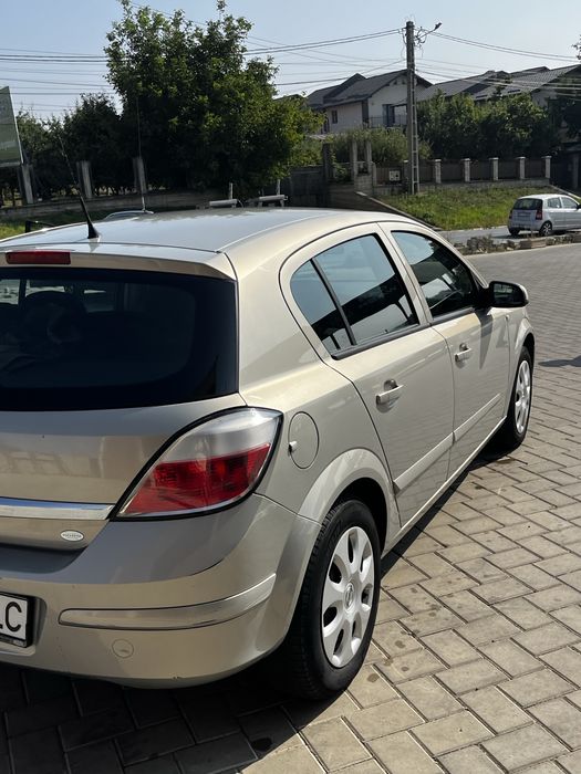 Opel astra h 2005 , 1.4 benzina , 90 cp