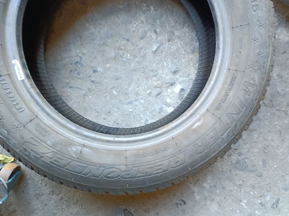 Зимни гуми -2021г.-15цола-185/65-1бр.-85лв."DUNLOP"-като нови