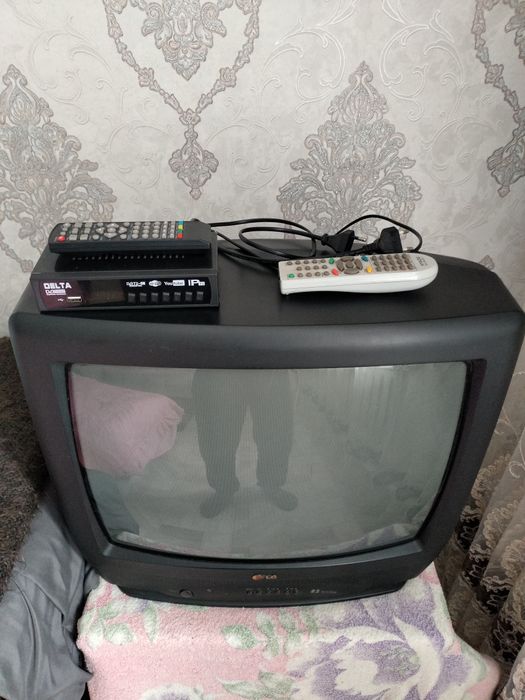 Продам телевизор в отличном состоянии, цифровые каналы