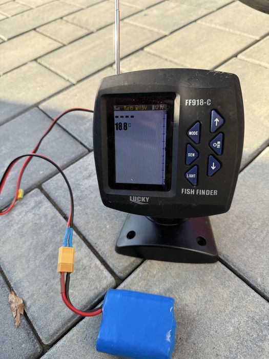 Vand navomodel plantat cu sonar