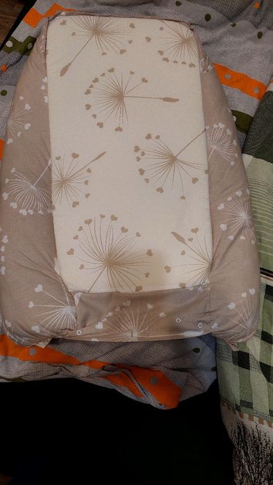 Гнездо за бебе                  .