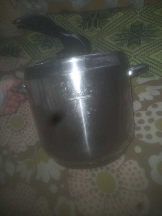 Херметическа тенджера 6 литра