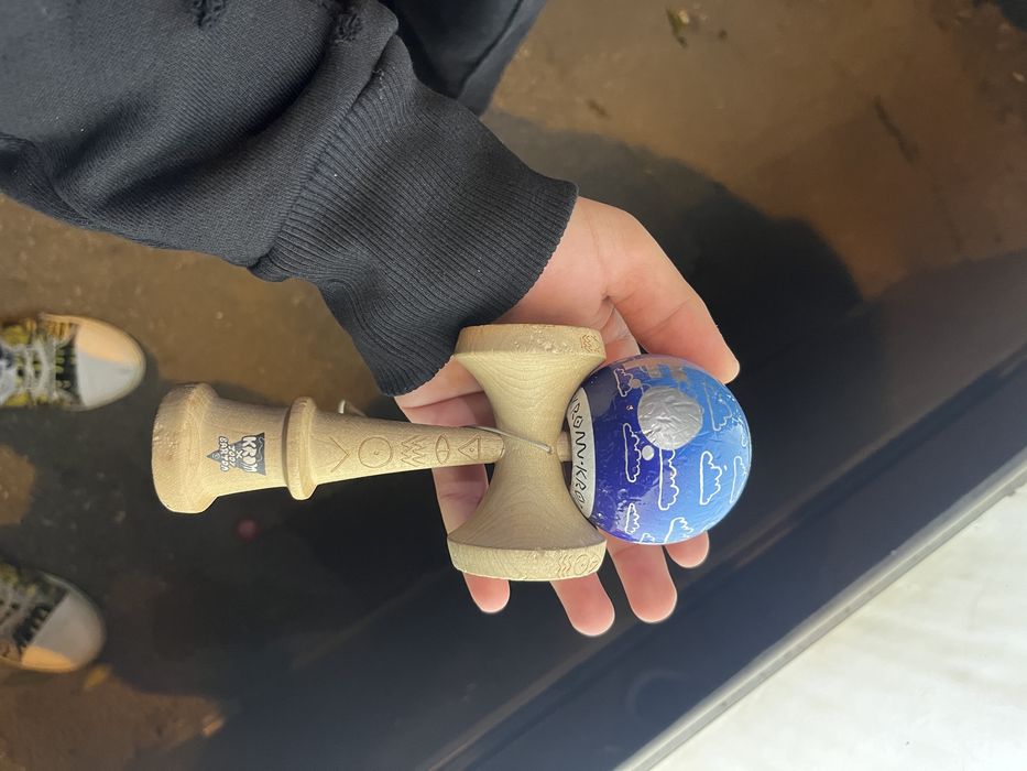 Kendama krom ufo