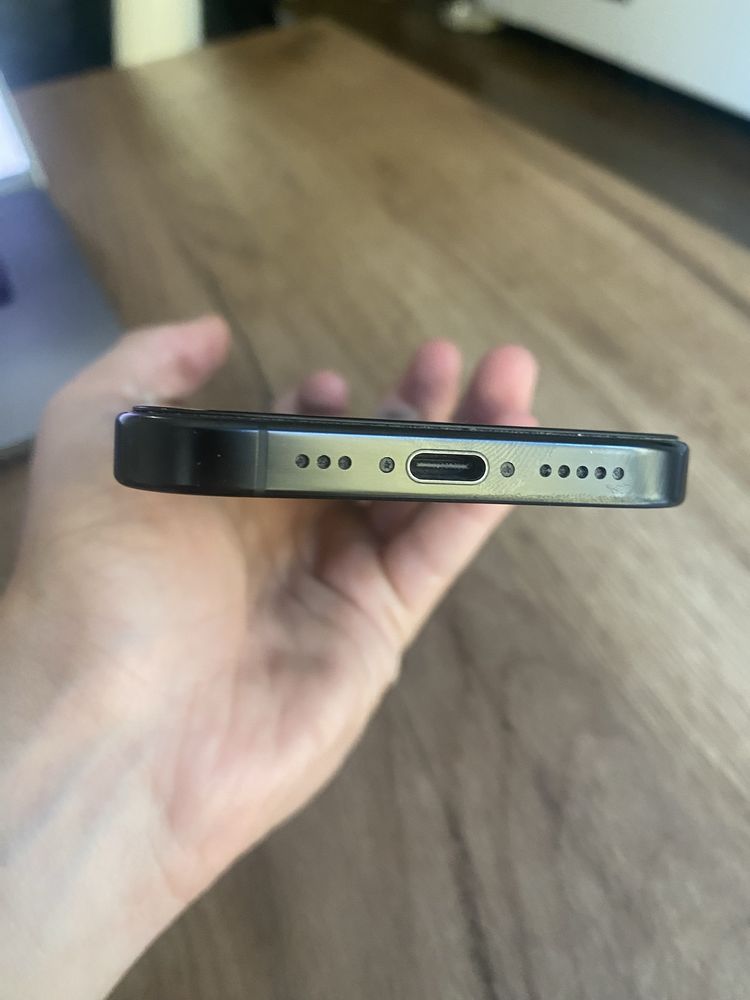 iPhone 16 Pro 128GB Black с Гаранция