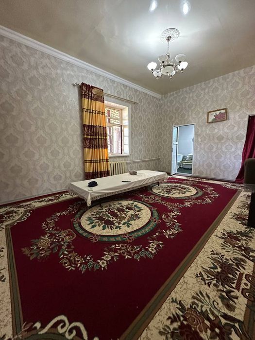 Hovli sotiladi srochnaga