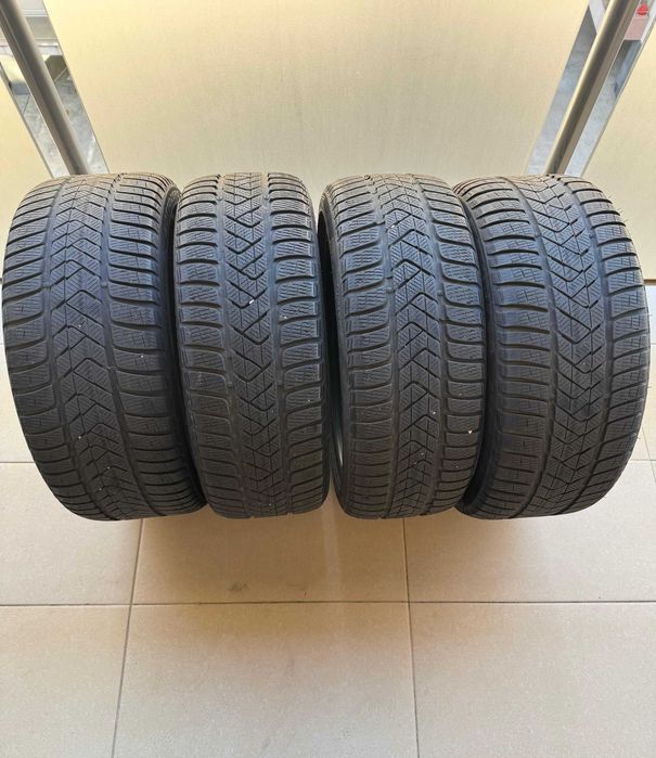 Anvelope iarna Pirelli SottoZero 3 Runflat - Set 4 bucati