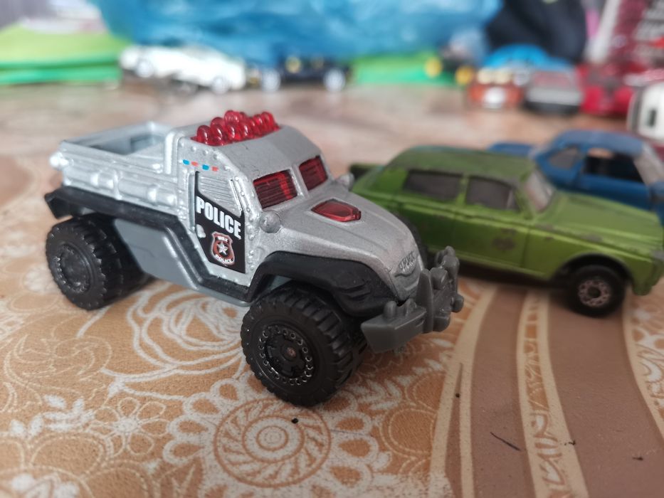 Метални колички Matchbox Maisto Mattel Welly